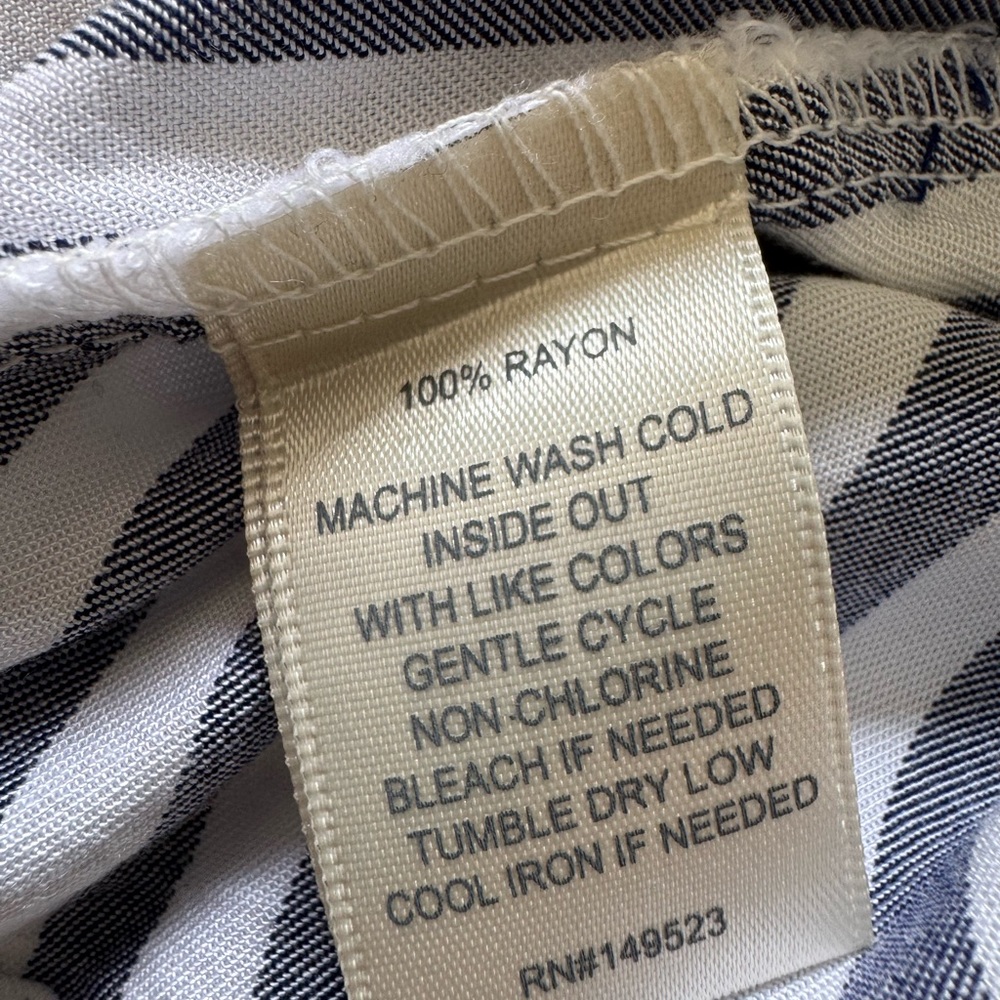 Blue and White Cuffed Sleeve Button Down Shirt - Picture 6 of 6